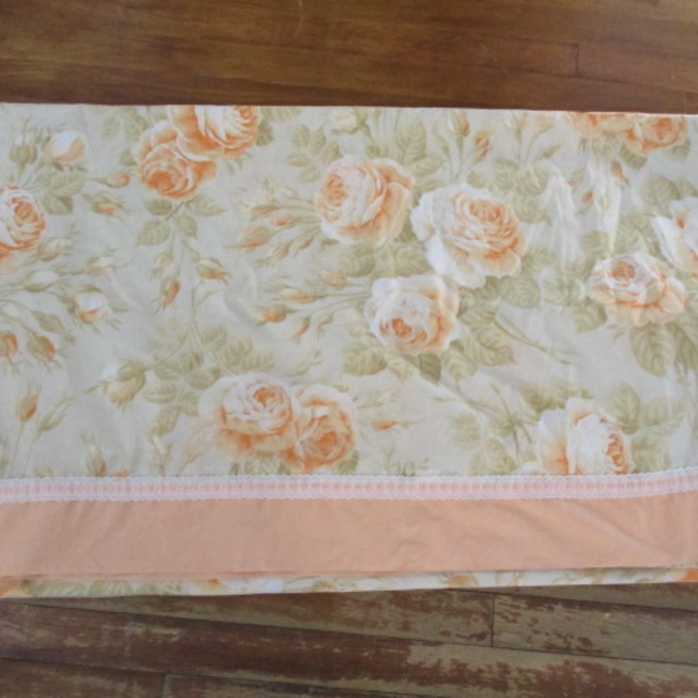 Vintage Lady Pepperell Coral Rose satin lace trim Flat Sheet EUC